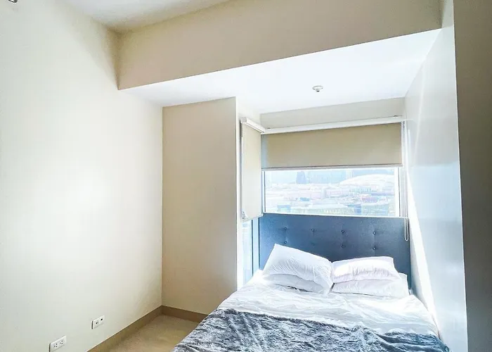 Apartment Elegant 2 Bedroom Near Solaire, Okada *