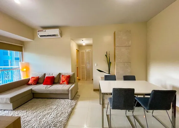 Elegant 2 Bedroom Near Solaire, Okada