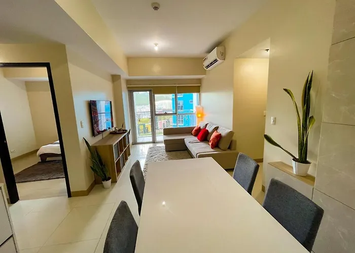 Elegant 2 Bedroom Near Solaire, Okada