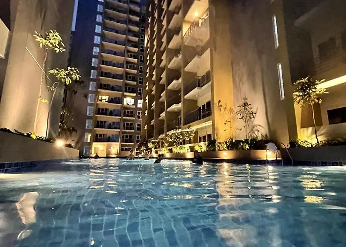 Elegant 2 Bedroom Near Solaire, Okada Apartment *