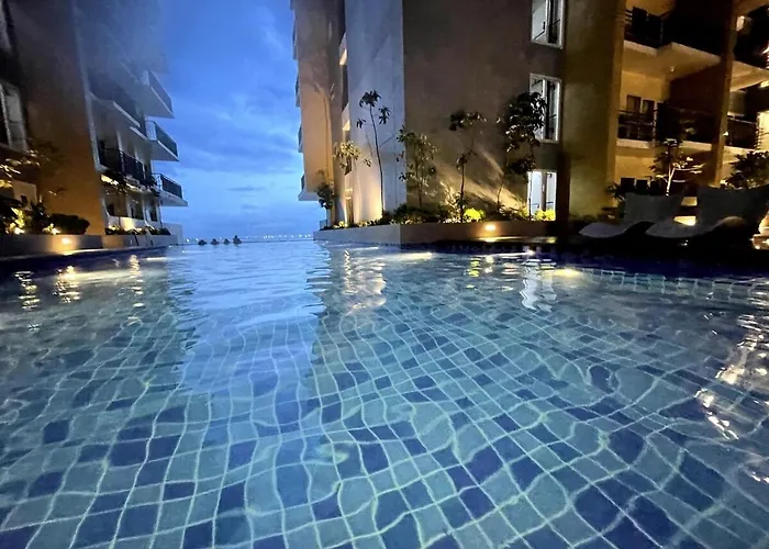 Apartment Elegant 2 Bedroom Near Solaire, Okada Manila