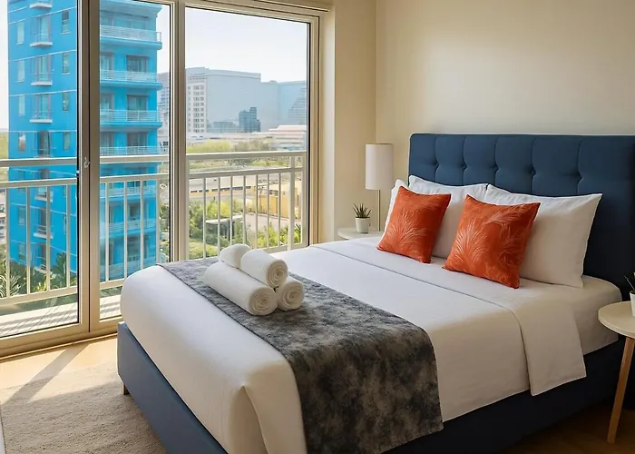 Elegant 2 Bedroom Near Solaire, Okada Apartment *